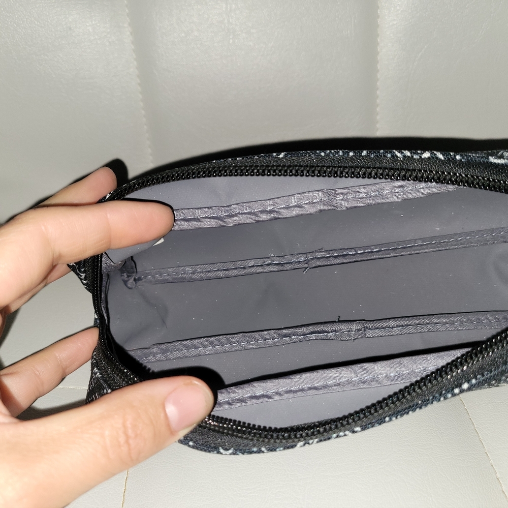 Vera Bradley - Travel Toiletry Set - Picture 10 of 10